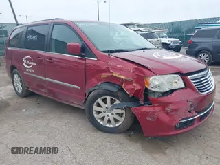 2014 Chrysler Town & Country Touring with VIN 2C4RC1BG0ER211128, listed as a IAAI auction lot 41960992 with 133,055 mi miles and . Bid and sale history available at DreamBid. Image 1.