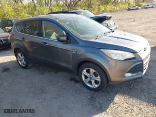 2014 Ford Escape SE with VIN 1FMCU0GX8EUC93873, listed as a IAAI auction lot 42046040 with 161,269 mi miles. Bid and sale history available at carsss.com. Image 1.