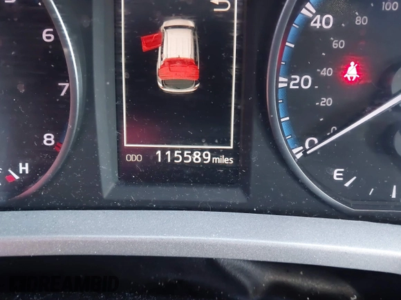 2018 Toyota RAV4 LE with VIN 2T3BFREV8JW706999, listed as a IAAI auction lot 41863485 with 115,589 mi miles. Bid and sale history available at carsss.com. Image 15.