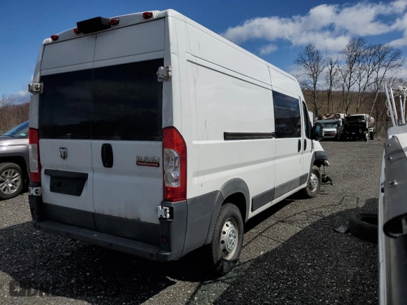 2018 Ram ProMaster Cargo with VIN 3C6TRVDG7JE135743, listed as a Copart auction lot 49235825 with 78,580 mi miles and Salvage Title. Bid and sale history available at DreamBid. Image 3.