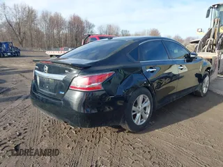2014 Nissan Altima 2.5 with VIN 1N4AL3AP9EC127186, listed as a IAAI auction lot 41724544 with 115,879 mi miles. Bid and sale history available at carsss.com. Image 4.