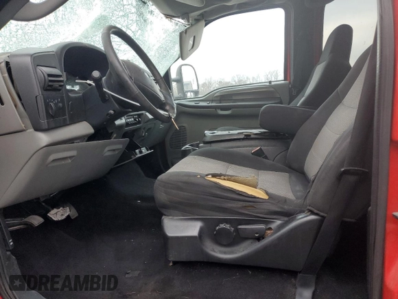2006 Ford Super Duty F-250 XL with VIN 1FTSW20P36EA35904, listed as a Copart auction lot 43701275 with 204,676 mi miles and Salvage Title. Bid and sale history available at carsss.com. Image 7.