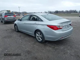 2011 Hyundai Sonata GLS with VIN 5NPEB4AC8BH063854, listed as a IAAI auction lot 41195819 with 181,700 mi miles. Bid and sale history available at carsss.com. Image 3.