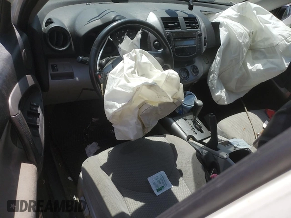 2007 Toyota RAV4 Limited with VIN JTMBD31V175071293, listed as a Copart auction lot 61024925 with Not provided miles and Clean title. Bid and sale history available at DreamBid. Image 8.