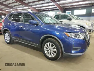 2017 Nissan Rogue SV z VIN KNMAT2MV4HP602321, wystawiony jako Copart lot #60622935 z przebiegiem 92 527 mil mil oraz Czysty tytuł • Clean title. Historia ofert i sprzedaży dostępna na DreamBid. Obrazek 4.