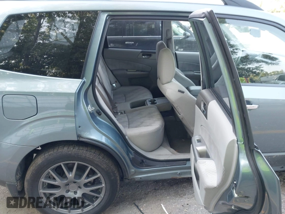 2010 Subaru Forester X Premium с VIN JF2SH6CC3AG759729, выставлен на аукционе IAAI как лот 42384835 с пробегом 226 954 миль миль и . История ставок и продаж доступна на DreamBid. Изображение 8.