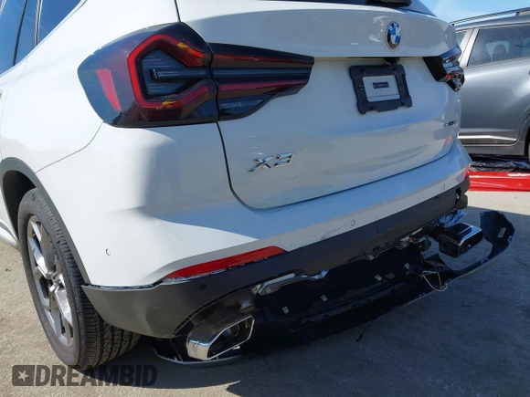 2024 BMW X3 sDrive30i with VIN 5UX43DP00R9X15423, listed as a IAAI auction lot 41866754 with 5,548 mi miles and . Bid and sale history available at DreamBid. Image 6.