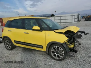 2014 FIAT 500L Trekking with VIN ZFBCFADH4EZ017407, listed as a Copart auction lot 86731744 with 84,989 mi miles and Salvage Title. Bid and sale history available at DreamBid. Image 4.