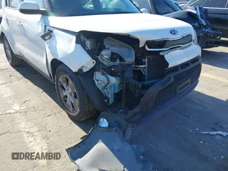 2014 Kia Soul with VIN KNDJN2A27E7089016, listed as a IAAI auction lot 40994947 with 143,939 mi miles. Bid and sale history available at carsss.com. Image 6.