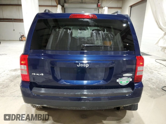 2014 Jeep Patriot Latitude z VIN 1C4NJRFB3ED661621, wystawiony jako Copart lot #47962365 z przebiegiem 125 576 mil mil oraz Szkoda całkowita • Salvage title. Historia ofert i sprzedaży dostępna na DreamBid. Obrazek 6.