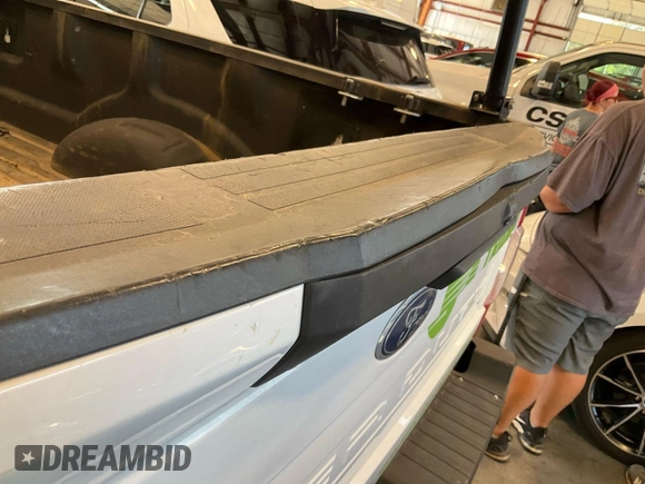 2020 Ford F-350 XL with VIN 1FTBF3A68LEC75327, listed as a IAAI auction lot 42677813 with 112,546 mi miles and . Bid and sale history available at DreamBid. Image 24.