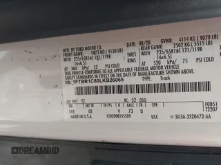 2020 Ford Transit Cargo z VIN 1FTBR1C80LKB26065, wystawiony jako IAAI lot #42545264 z przebiegiem 54 978 mil mil oraz . Historia ofert i sprzedaży dostępna na DreamBid. Obrazek 9.