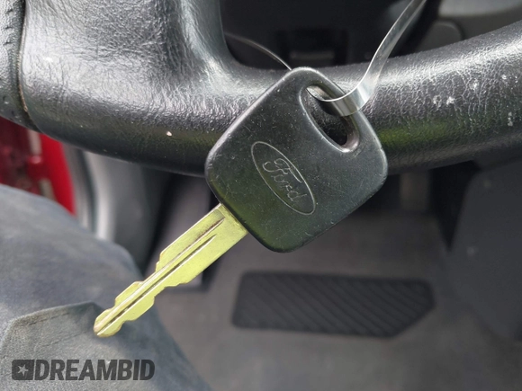2003 Ford Escape XLS Popular with VIN 1FMYU02173KB35039, listed as a IAAI auction lot 42027491 with 208,808 mi miles and . Bid and sale history available at DreamBid. Image 11.