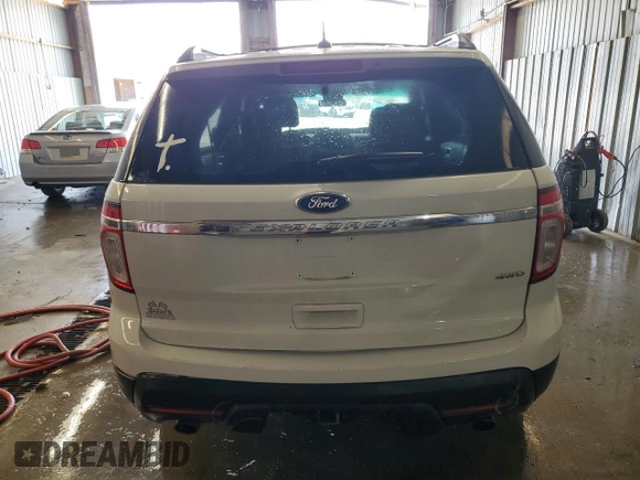 2012 Ford Explorer z VIN 1FMHK8B81CGA38939, wystawiony jako Copart lot #54814075 z przebiegiem 151 859 mil mil oraz Szkoda całkowita • Salvage title. Historia ofert i sprzedaży dostępna na DreamBid. Obrazek 6.