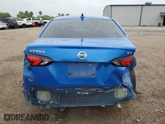 2020 Nissan Versa SV z VIN 3N1CN8EV7LL883512, wystawiony jako Copart lot #53802875 z przebiegiem 74 161 mil mil oraz Szkoda całkowita • Salvage title. Historia ofert i sprzedaży dostępna na DreamBid. Obrazek 6.
