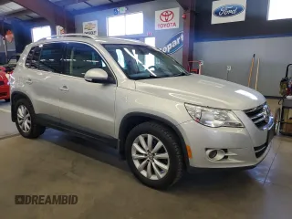 2011 Volkswagen Tiguan SE with VIN WVGBV7AX1BW519102, listed as a Copart auction lot 55094515 with 134,248 mi miles and Clean Title. Bid and sale history available at DreamBid. Image 4.