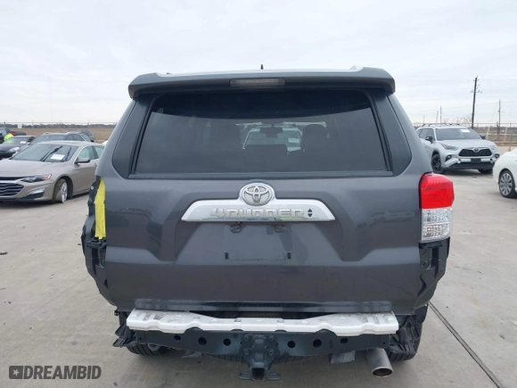 2010 Toyota 4Runner SR5 with VIN JTEZU5JR0A5012171, listed as a IAAI auction lot 41289747 with 151,537 mi miles. Bid and sale history available at carsss.com. Image 16.