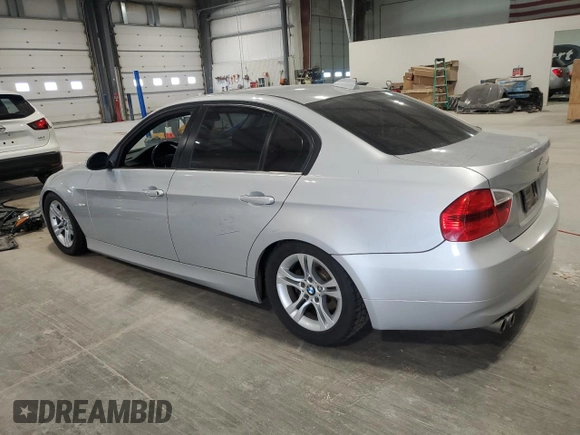 2008 BMW 3 Series 328i with VIN WBAVA37538NL52412, listed as a Copart auction lot 52848775 with 116,788 mi miles and Clean Title. Bid and sale history available at DreamBid. Image 2.