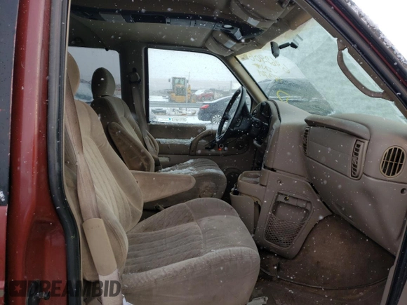 1998 Chevrolet Astro with VIN 1GNEL19W1WB183701, listed as a Copart auction lot 51358925 with 174,335 mi miles and Non Repairable. Bid and sale history available at carsss.com. Image 5.