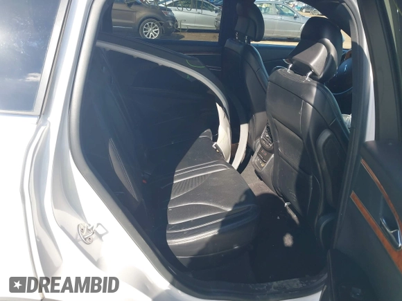 2016 Lincoln MKX Reserve with VIN 2LMTJ8LR4GBL44989, listed as a IAAI auction lot 41684823 with 101,528 mi miles. Bid and sale history available at carsss.com. Image 8.