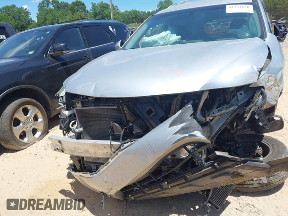 2015 Nissan Pathfinder SL z VIN 5N1AR2MM6FC668911, wystawiony jako IAAI lot #42344670 z przebiegiem 70 204 mil mil oraz . Historia ofert i sprzedaży dostępna na DreamBid. Obrazek 12.