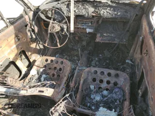 1976 Volkswagen Beetle с VIN 1562125991, выставлен на аукционе Copart как лот 54744575 с пробегом Не указан миль и На запчасти • Non repairable. История ставок и продаж доступна на DreamBid. Изображение 8.