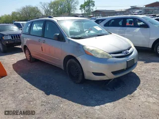 2006 Toyota Sienna CE with VIN 5TDZA23C36S495161, listed as a IAAI auction lot 42063508 with 220,637 mi miles. Bid and sale history available at carsss.com. Image 1.