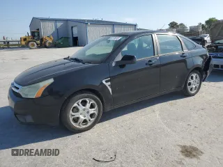 2008 Ford Focus SE z VIN 1FAHP35N08W193642, wystawiony jako Copart lot #53175515 z przebiegiem 199 968 mil mil oraz Szkoda całkowita • Salvage title. Historia ofert i sprzedaży dostępna na DreamBid. Obrazek 1.