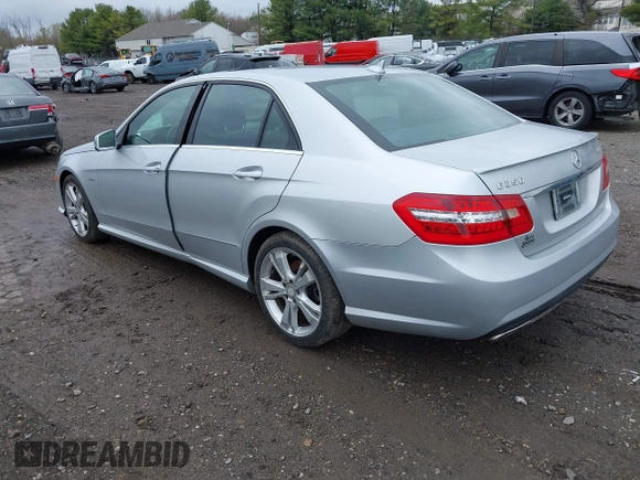 2012 Mercedes-Benz E 350 Luxury with VIN WDDHF8JB2CA655121, listed as a IAAI auction lot 41952558 with 106,155 mi miles and . Bid and sale history available at carsss.com. Image 3.