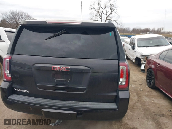 2016 GMC Yukon SLE with VIN 1GKS2AKC9GR249021, listed as a IAAI auction lot 41524997 with 183,272 mi miles. Bid and sale history available at carsss.com. Image 17.