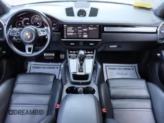 2021 Porsche Cayenne Turbo z VIN WP1AF2AY8MDA36017, wystawiony jako Copart lot #58531035 z przebiegiem 39 254 mil mil oraz Czysty tytuł • Clean title. Historia ofert i sprzedaży dostępna na DreamBid. Obrazek 9.