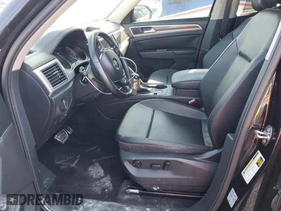 2018 Volkswagen Atlas SE z VIN 1V2FR2CA9JC574806, wystawiony jako Copart lot #80307314 z przebiegiem 65 282 mil mil oraz Szkoda całkowita • Salvage title. Historia ofert i sprzedaży dostępna na DreamBid. Obrazek 7.