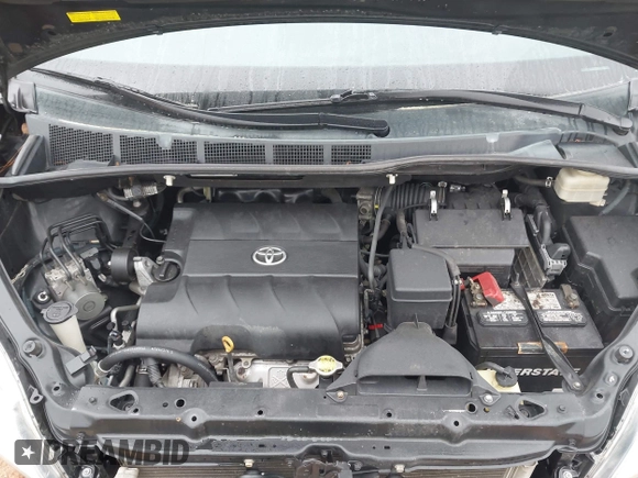 2012 Toyota Sienna XLE with VIN 5TDDK3DC3CS030466, listed as a IAAI auction lot 41914368 with 174,512 mi miles. Bid and sale history available at carsss.com. Image 10.