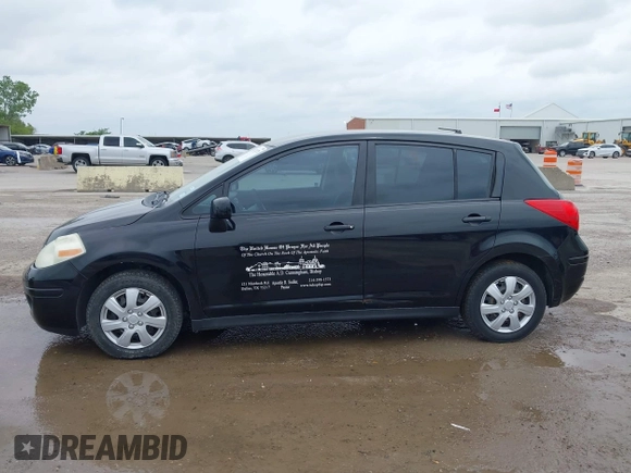 2009 Nissan Versa 1.8 SL with VIN 3N1BC13E79L393141, listed as a IAAI auction lot 42124776 with 233,137 mi miles. Bid and sale history available at carsss.com. Image 6.