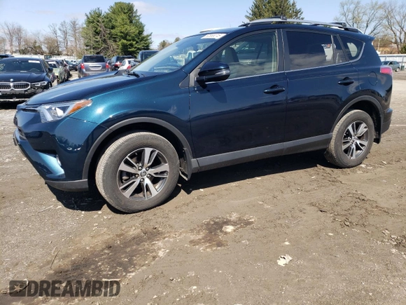 2018 Toyota RAV4 XLE with VIN JTMRFREV5JJ747135, listed as a Copart auction lot 50868015 with 63,403 mi miles and Salvage Title. Bid and sale history available at carsss.com. Image 1.