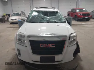 2015 GMC Terrain SLT z VIN 2GKFLXEK0F6195381, wystawiony jako IAAI lot #41818763 z przebiegiem 70 688 mil mil oraz . Historia ofert i sprzedaży dostępna na DreamBid. Obrazek 12.