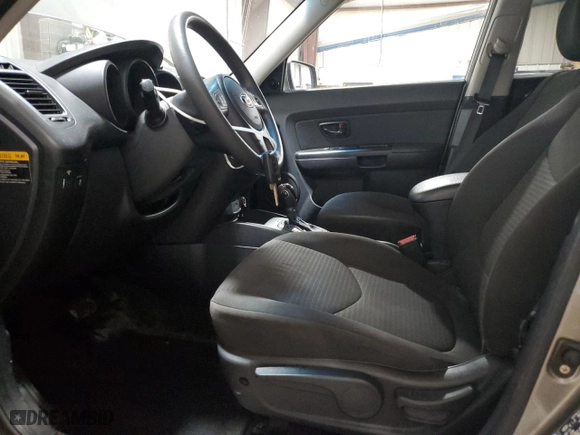 2013 Kia Soul with VIN KNDJT2A55D7623855, listed as a Copart auction lot 51488875 with 142,844 mi miles and Clean Title. Bid and sale history available at carsss.com. Image 7.