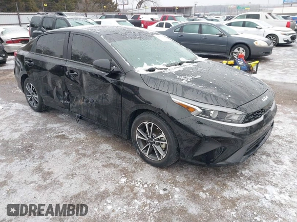 2023 Kia Forte LXS z VIN 3KPF24AD9PE511818, wystawiony jako IAAI lot #41554269 z przebiegiem 16 465 mil mil oraz . Historia ofert i sprzedaży dostępna na DreamBid. Obrazek 1.