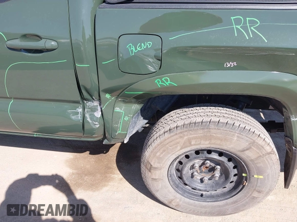 2022 Toyota Tacoma SR with VIN 3TMCZ5AN0NM470396, listed as a IAAI auction lot 41909515 with 35,997 mi miles and . Bid and sale history available at DreamBid. Image 6.