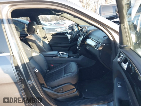 2019 Mercedes-Benz GLS 450 z VIN 4JGDF6EE8KB240066, wystawiony jako IAAI lot #41145325 z przebiegiem 40 977 mil mil oraz . Historia ofert i sprzedaży dostępna na DreamBid. Obrazek 5.