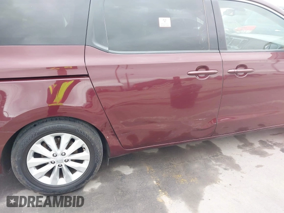 2018 Kia Sedona EX with VIN KNDMC5C10J6365710, listed as a IAAI auction lot 42206510 with Not Provided miles and . Bid and sale history available at carsss.com. Image 6.