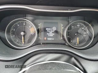 2020 Jeep Cherokee Latitude Plus with VIN 1C4PJLLB6LD586095, listed as a Copart auction lot 43996165 with 106,381 mi miles and Salvage Title. Bid and sale history available at carsss.com. Image 9.