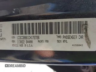 2012 Chrysler 200 Touring z VIN 1C3CCBBB1CN172726, wystawiony jako IAAI lot #42157617 z przebiegiem 198 765 mil mil oraz . Historia ofert i sprzedaży dostępna na DreamBid. Obrazek 9.