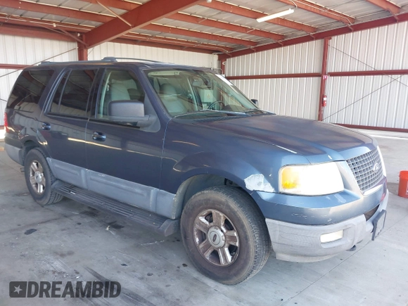 2003 Ford Expedition Special Service with VIN 1FMFU16L53LC22957, listed as a IAAI auction lot 41880554 with 330,265 mi miles. Bid and sale history available at carsss.com. Image 1.