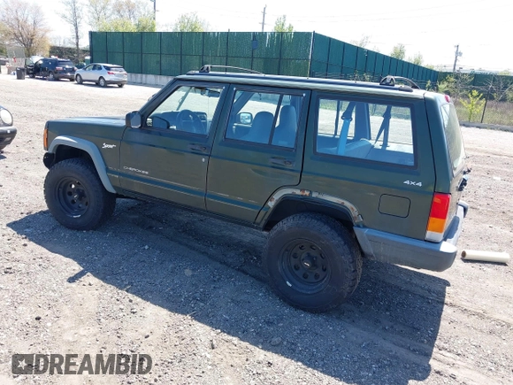 1998 Jeep Cherokee Sport with VIN 1J4FJ68S9WL189992, listed as a IAAI auction lot 42039822 with 156,006 mi miles. Bid and sale history available at carsss.com. Image 3.