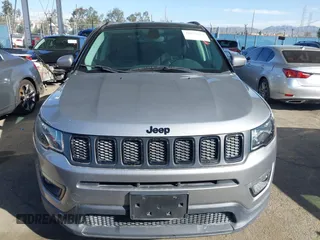 2020 Jeep Compass Latitude w/Sun/Safety Pkg with VIN 3C4NJCBB1LT102627, listed as a IAAI auction lot 41657827 with 68,371 mi miles. Bid and sale history available at carsss.com. Image 12.