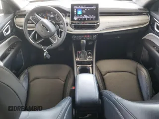 2025 Jeep Compass Limited z VIN 3C4NJDCN9ST513657, wystawiony jako Copart lot #64254485 z przebiegiem 38 078 mil mil oraz Czysty tytuł • Clean title. Historia ofert i sprzedaży dostępna na DreamBid. Obrazek 8.