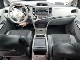 2011 Toyota Sienna SE with VIN 5TDXK3DC9BS075469, listed as a Copart auction lot 44900265 with 164,214 mi miles and Salvage Title. Bid and sale history available at carsss.com. Image 8.
