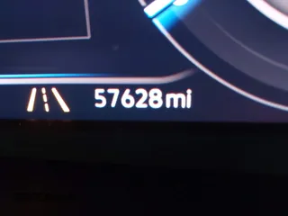 2019 Volkswagen Atlas SEL с VIN 1V2ER2CA2KC592691, выставлен на аукционе IAAI как лот 42011478 с пробегом 57 628 миль миль и . История ставок и продаж доступна на DreamBid. Изображение 15.