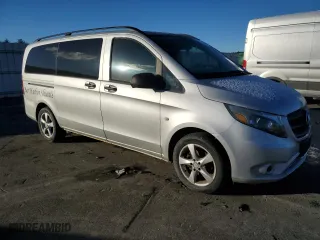 2016 Mercedes-Benz Metris Passenger Van with VIN WD4PG2EE0G3084202, listed as a Copart auction lot 83177404 with 236,285 mi miles and Clean Title. Bid and sale history available at carsss.com. Image 4.